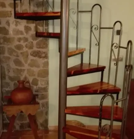 Lahuerta Holiday home Bronchales